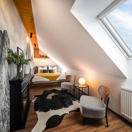 Cozy Mountain Attic Apartment In High Tatras Vel'ka Lomnica Exterior foto